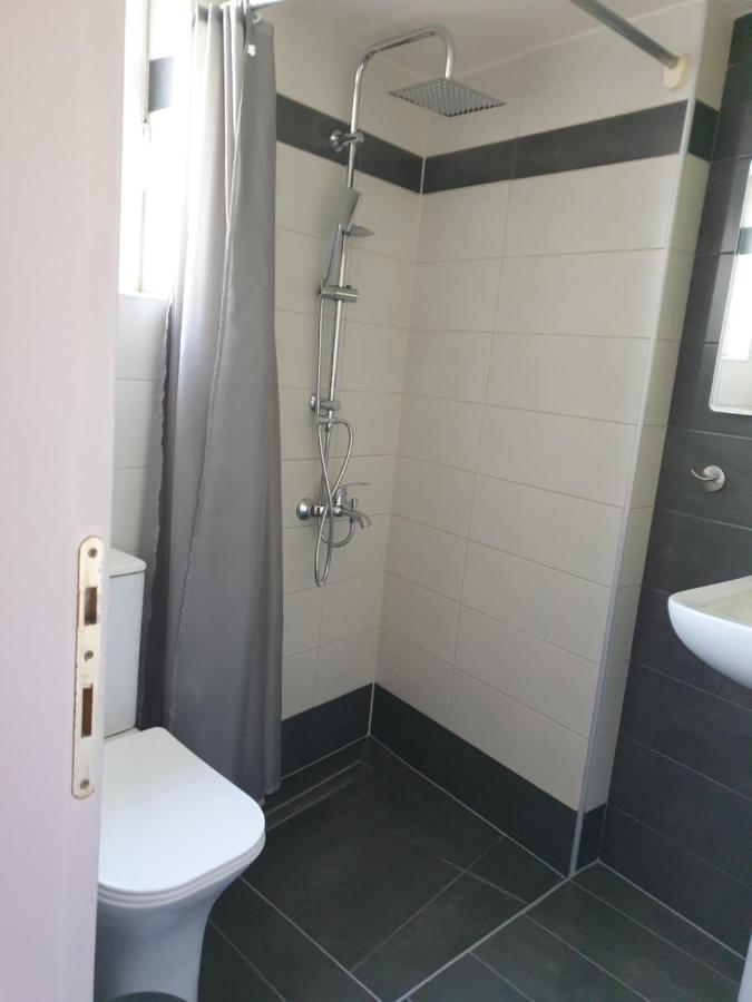 A Pleasent Small -Studio Close To The Port Of Volos Exterior photo