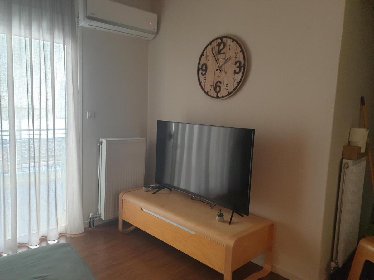 A Pleasent Small -Studio Close To The Port Of Volos Exterior photo